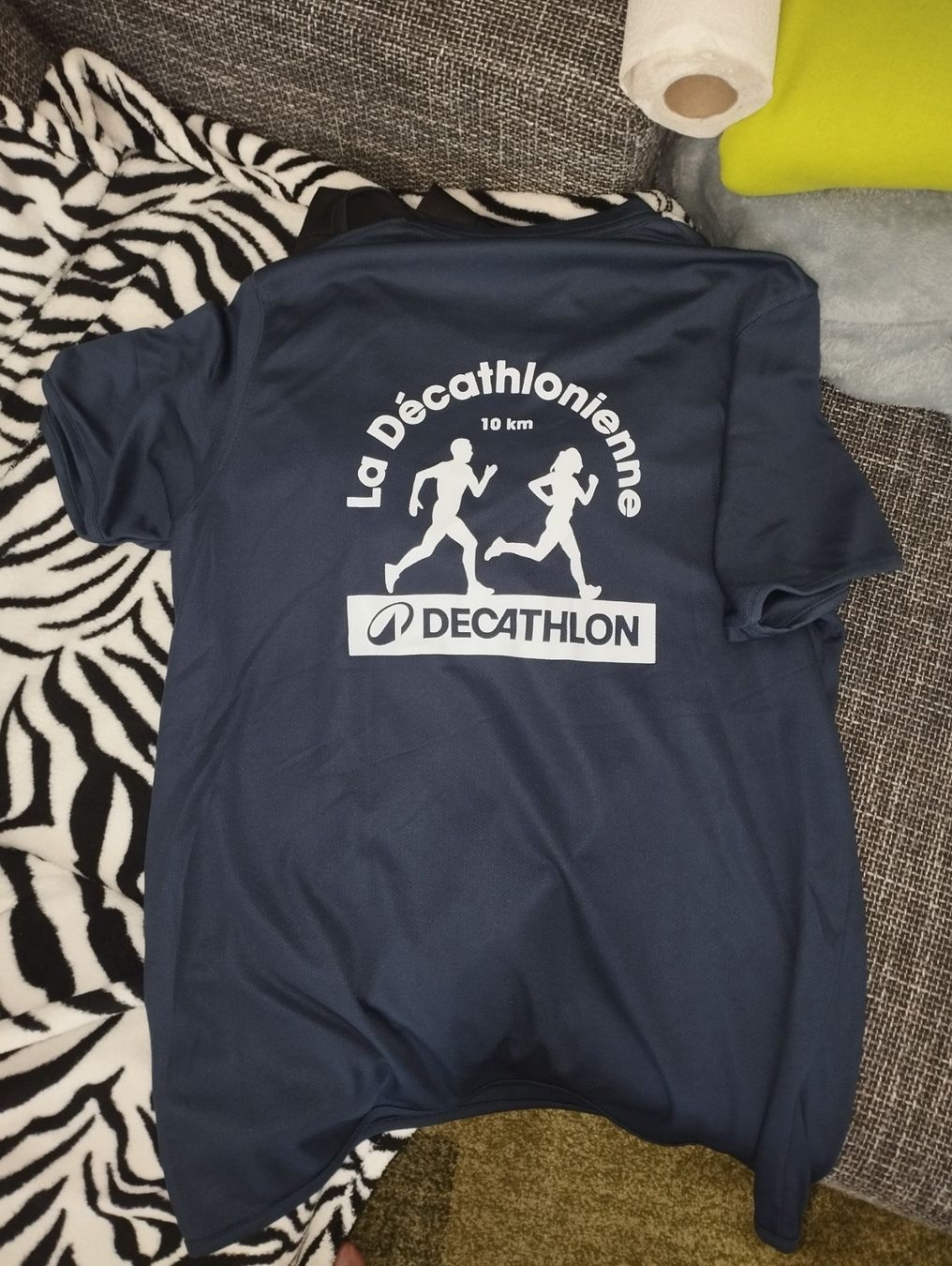 T-shirt: 4x Men tee-shirt - Short Sleeve - Size Medium 3L+1M – Usato da MONTHEY venduto da Tibobo 4