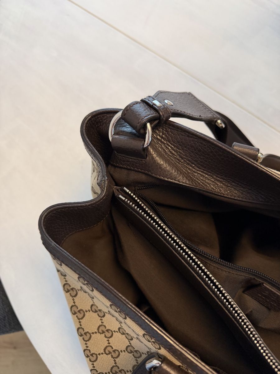 Gucci Borse da donna: Gucci  GG Supreme Tote Bag – Usato da Niederuzwil venduto da jel_5qdh 7