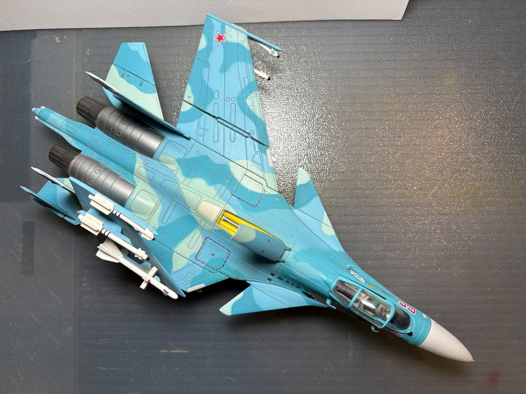Kit di modellismo & Modellini statici: GainCorp Precision Model Soukhoï  SU-33 1/72 – Usato da Villars-le-Grand venduto da fsm_jwh9 2