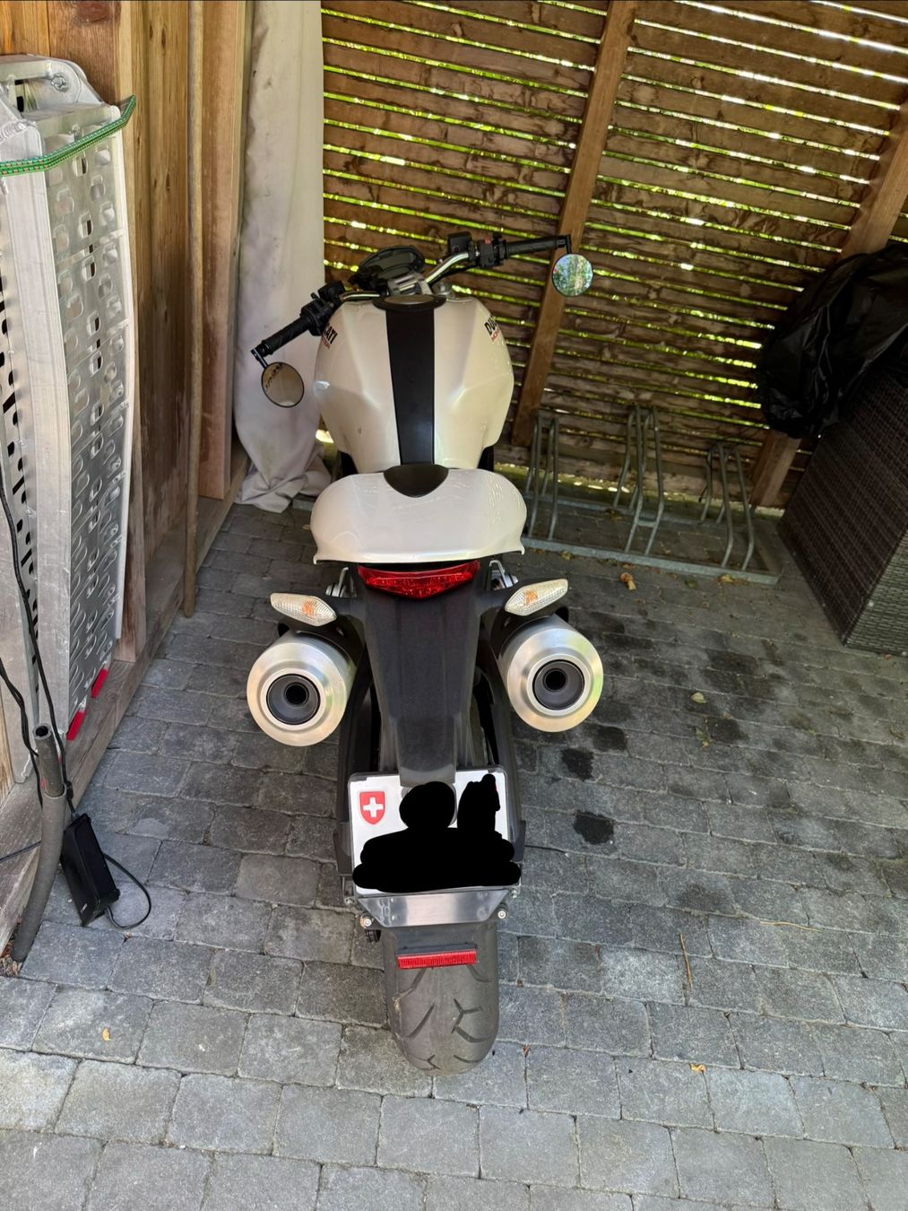 Ducati Strada: Ducati Monster 696 – Usato da Zuchwil venduto da G5791C 3