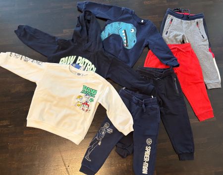 Kleider Set Jungen Pullover und Hosen Grösse 98-110