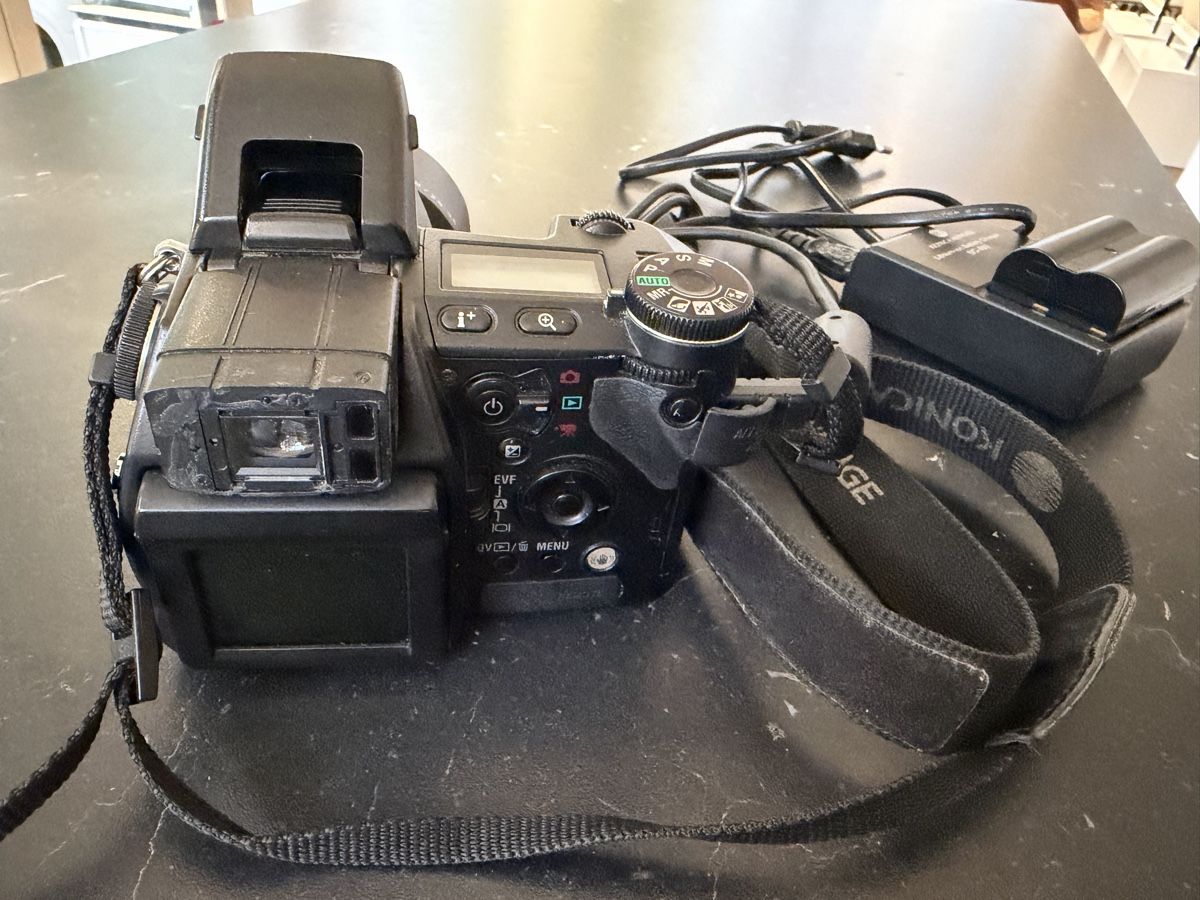 Konica Fotocamera: Konica Minolta DiMAGE A2 – Usato da Egliswil venduto da HolgerHermann 2