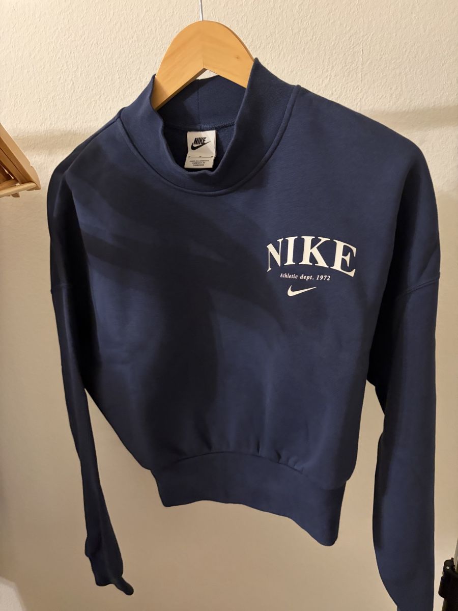 Maglioni & Felpe: Nike Sportswear Sweatshirt midnight navy – Usato da Luzern venduto da fer_5lyj