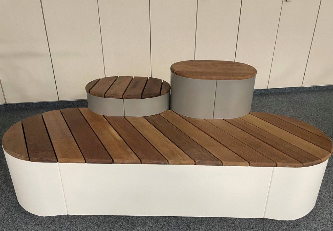 Altro in Decorazioni & Accessori: Sitzpodest URBAN ISLANDS – Usato da Spreitenbach venduto da VelopaSPR