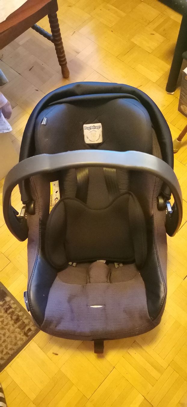 Seggiolini per auto: Siège auto bébé – Usato da Genève venduto da vins50 1