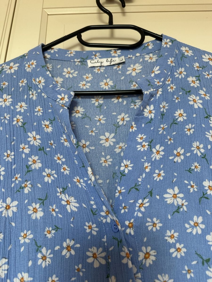 Kleider: Magnifique robe fleurie – Gebraucht aus Savagnier von Pivovar2 1