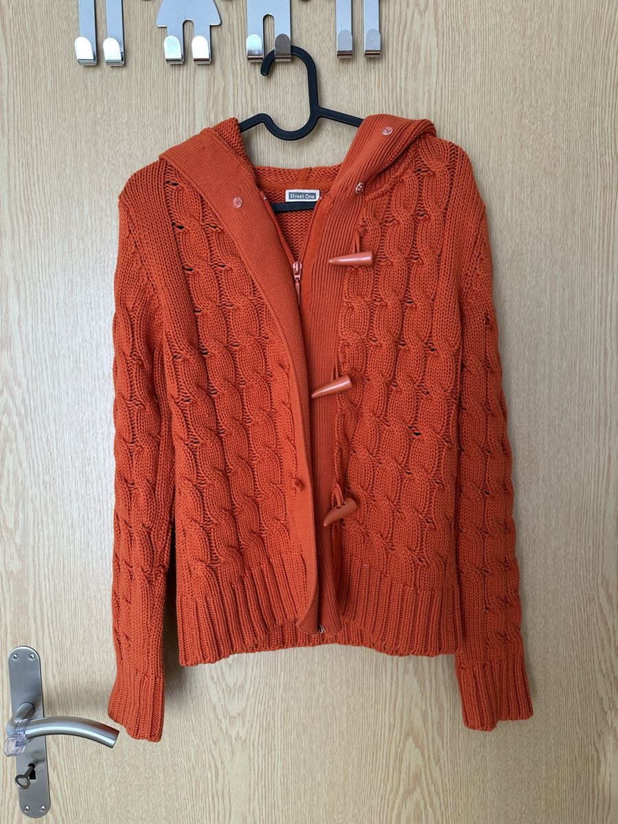 Pullover & Sweatshirts: Cardigan Street One S orange – Gebraucht aus Gordola von EleSecondHand-TCG