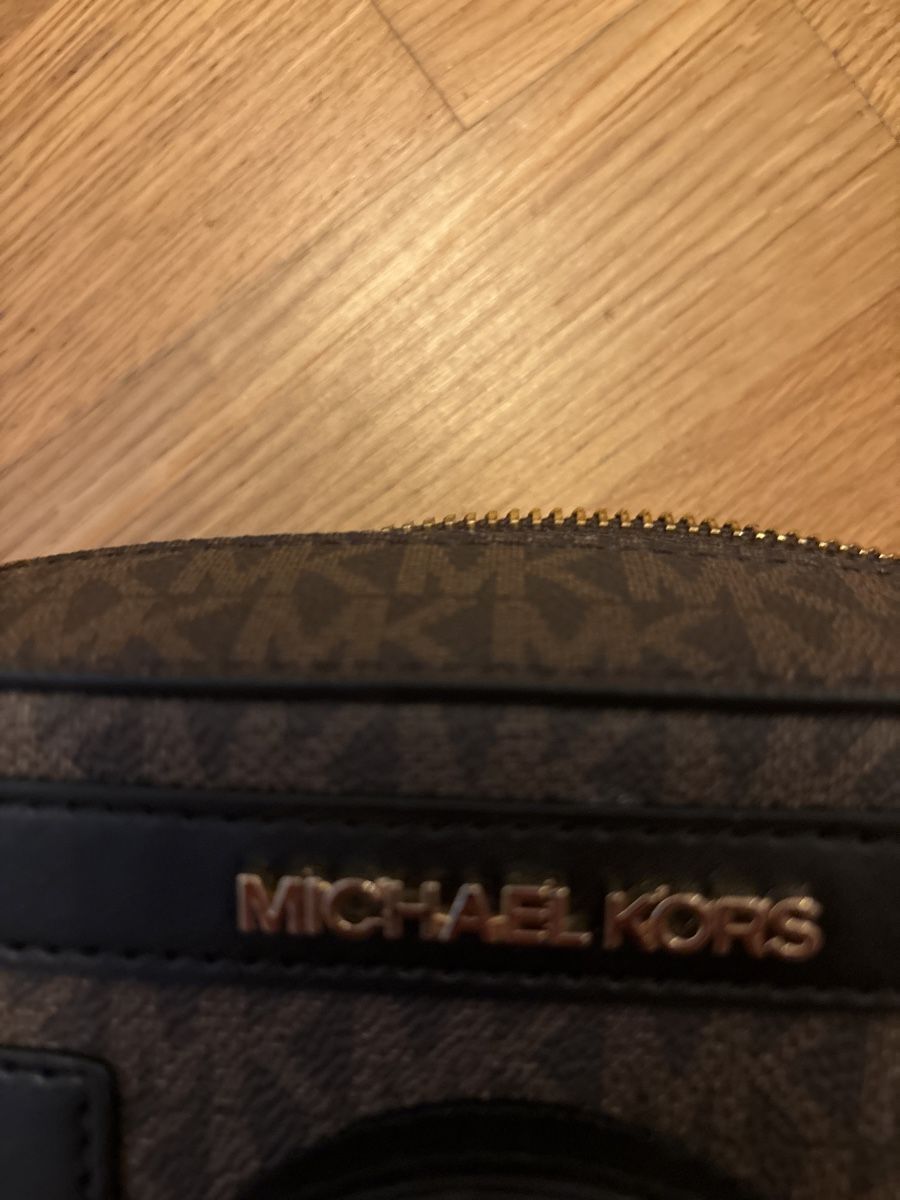 Michael Kors Taschen: Michael Kors Crossbody Tasche – Gebraucht aus Thörishaus von peyersson 2