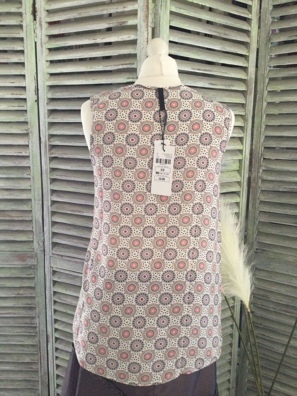 Top: Top motifs mandala fleurs NEUF – Nuovo e nell'imballaggio originale da Agiez venduto da chouchanelle 5