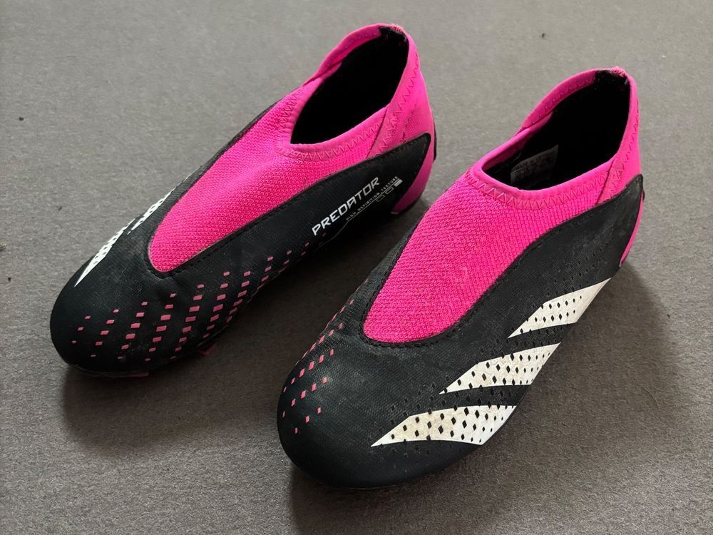 Adidas Scarpe da uomo: Adidas  Fußballschuhe – Usato da Oberhofen am Thunersee venduto da katka99