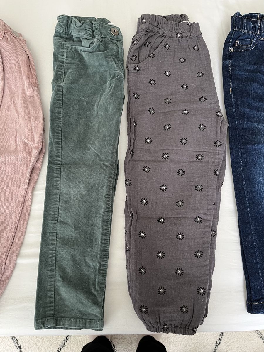 Lotti & Set di vestiti: Hosen Gr. 98-104, Mädchen – Usato da Zollikon venduto da malena82 3