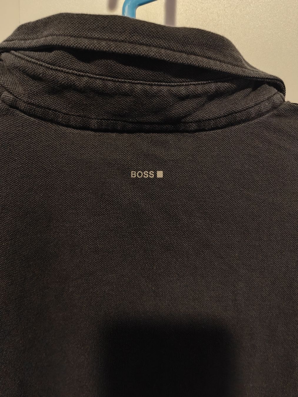 Hugo Boss Magliette Polo: Vintage Hugo Boss Poloshirt – Usato da Rothrist venduto da SiddharthaMoon 6
