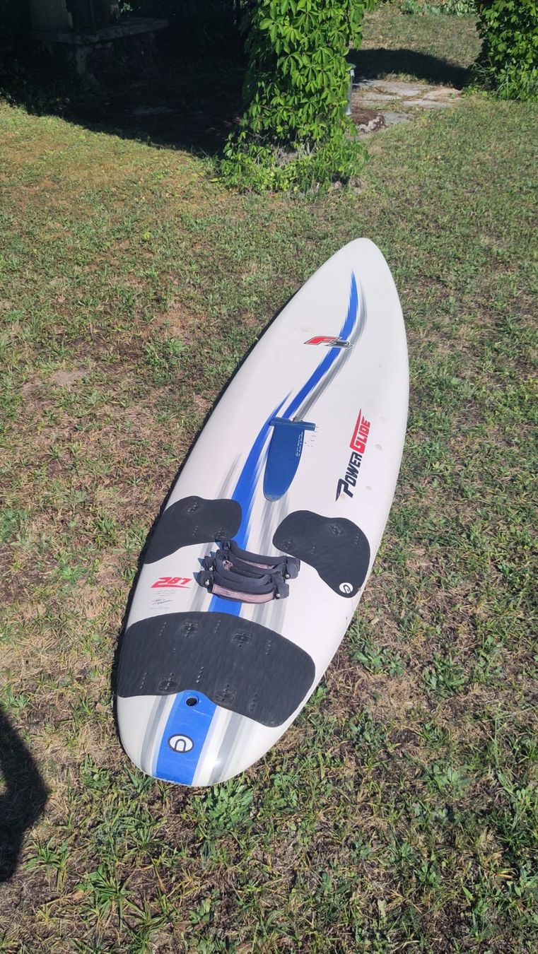 Surfboards & Schwimmbrette: Windsurf: Perfektes Set für Einsteiger und Könner – Gebraucht aus Zürich von maxmax22 2