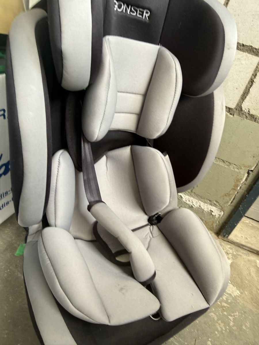 Gonser Seggiolini per auto: Kindersitz – Usato da Allschwil venduto da vjl_7p6r 1