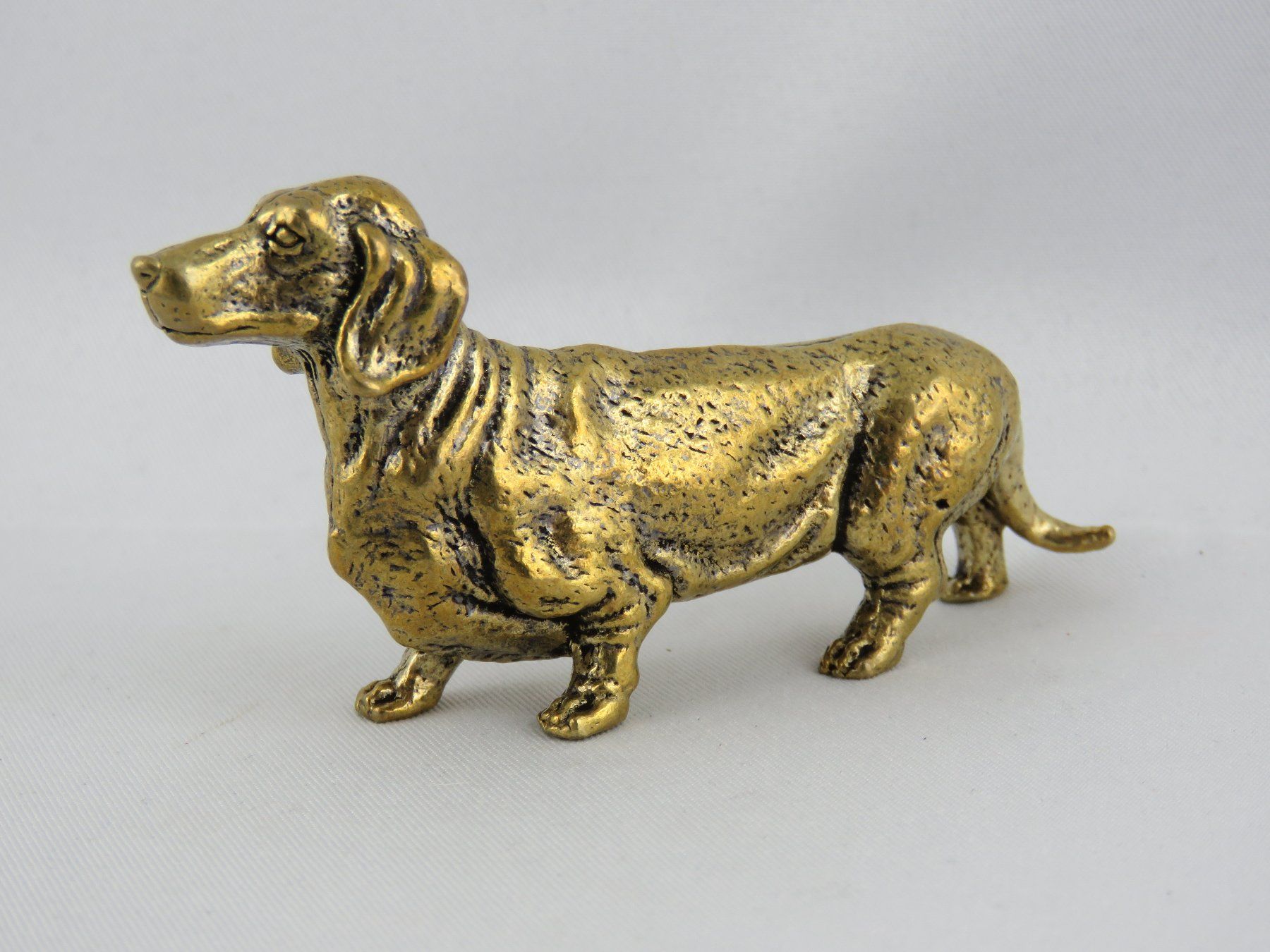 Statuette: DACKEL - Hunde Messing Figur - Dekoration -  7x4cm – Nuovo e nell'imballaggio originale da Grenchen venduto da Yamahwildstar16 1