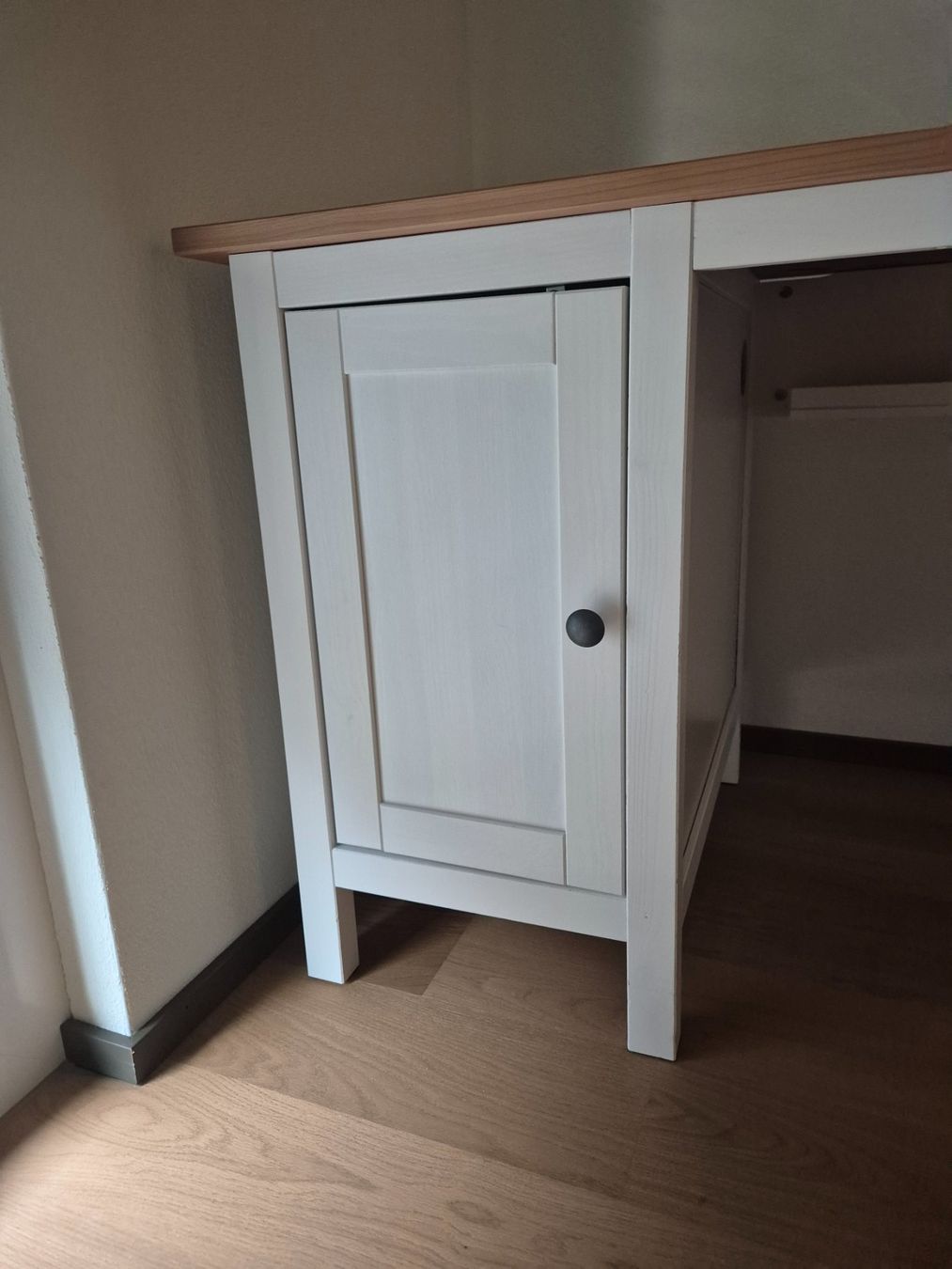 Scrivanie: Ikea Hemnes Tisch – Nuovo (secondo la descrizione) da Zürich venduto da ste_s6bl 1