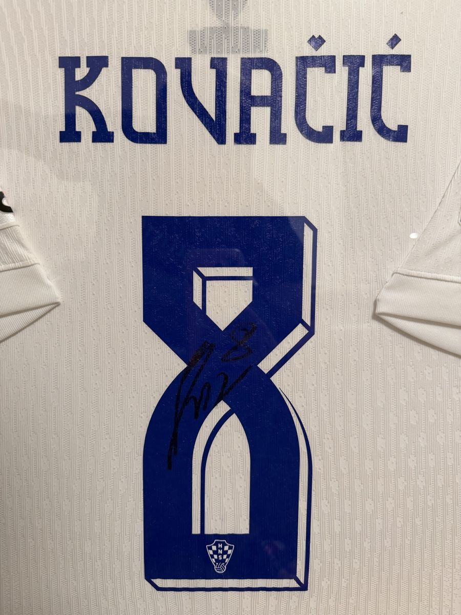 Nike Canottiere & Pantaloni: Mateo Kovačić – Nuovo e nell'imballaggio originale da Uznach venduto da Teeo_19 1