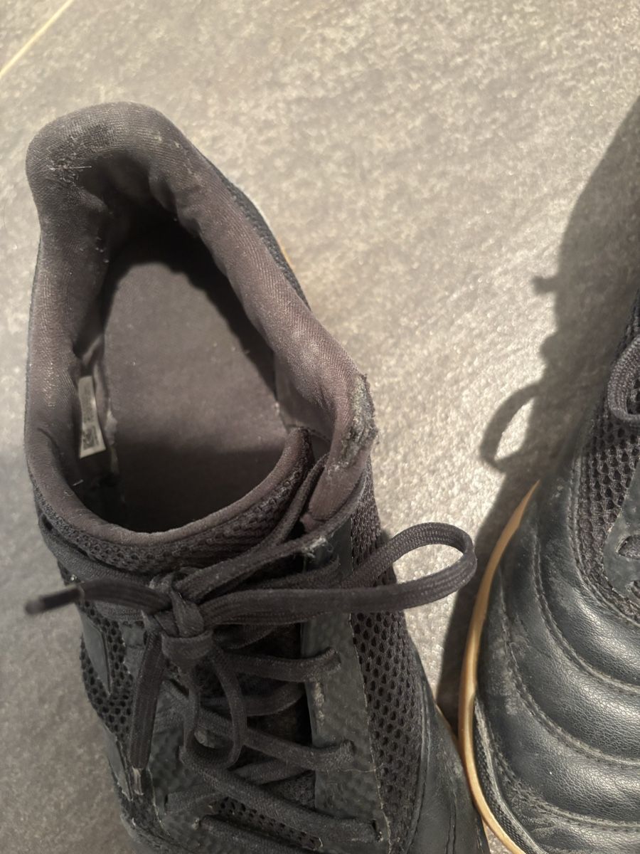 Adidas Scarpe da uomo: Adidas Copa Hallenschuhe Grösse 43 – Usato da Sirnach venduto da Fabrice--_-- 3