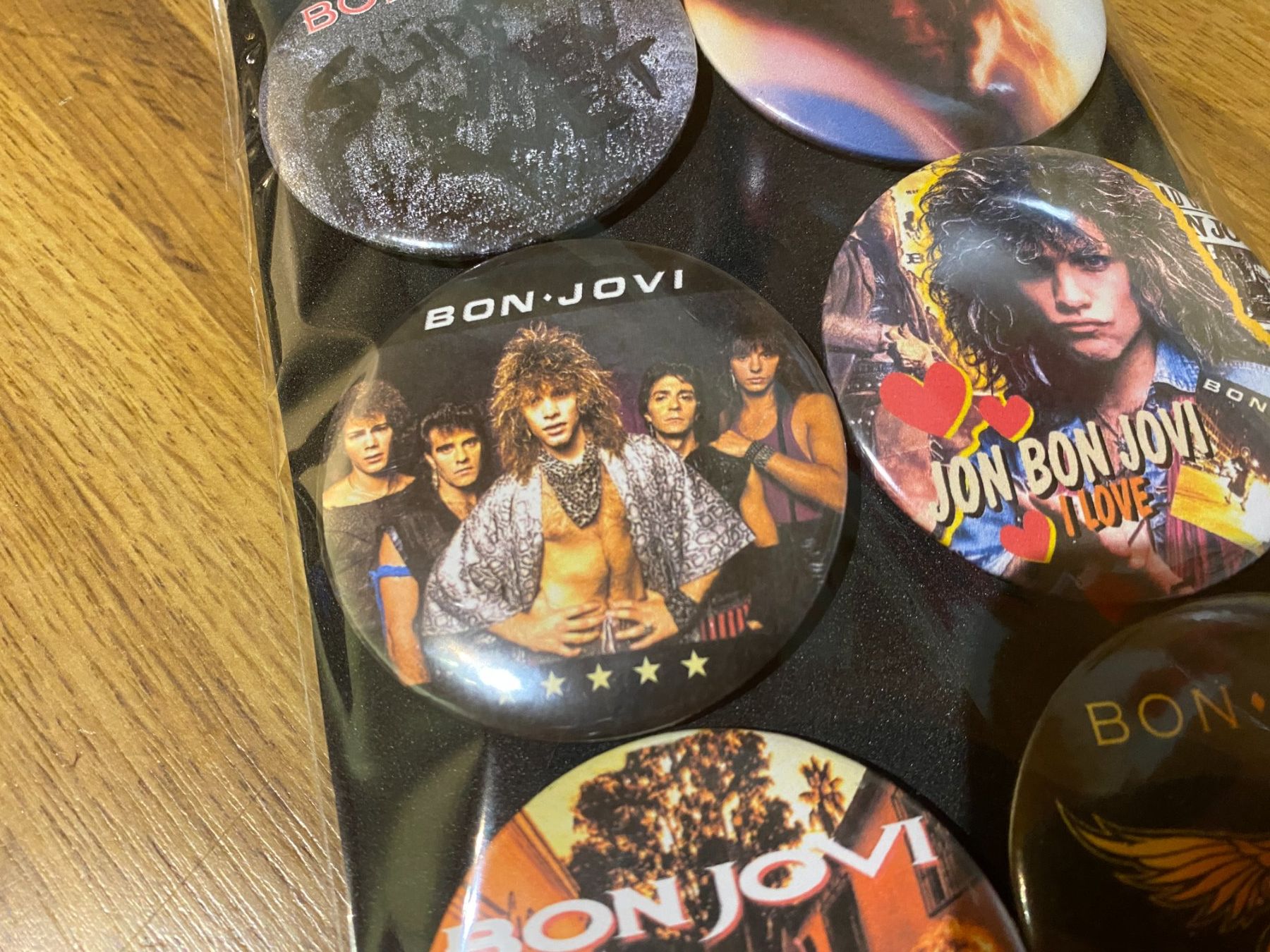 Placchette & Badge: Bon Jovi Magnete! – Nuovo e nell'imballaggio originale da Basel venduto da FatCatPacksTheRatt 5