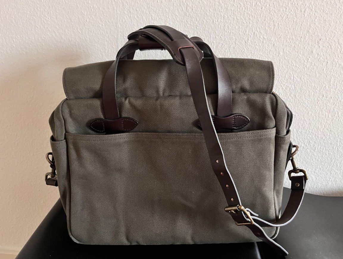 Borse: Filson - Rugged Twill Padded Computer Bag – Usato da Jona venduto da BQ.Goods 1