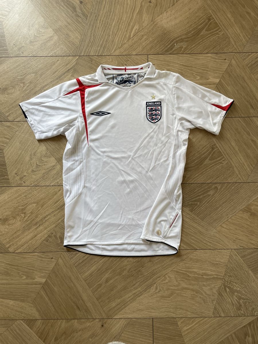 Umbro Maillots de corps & Pantalons: Maillot Angleterre Umbro S – D'occasion à Lausanne par Balthaaaa 1