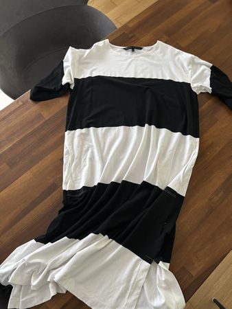 NEUWERTIG Ritva Falla Design Kleid Gr. L Streifen Schwarz