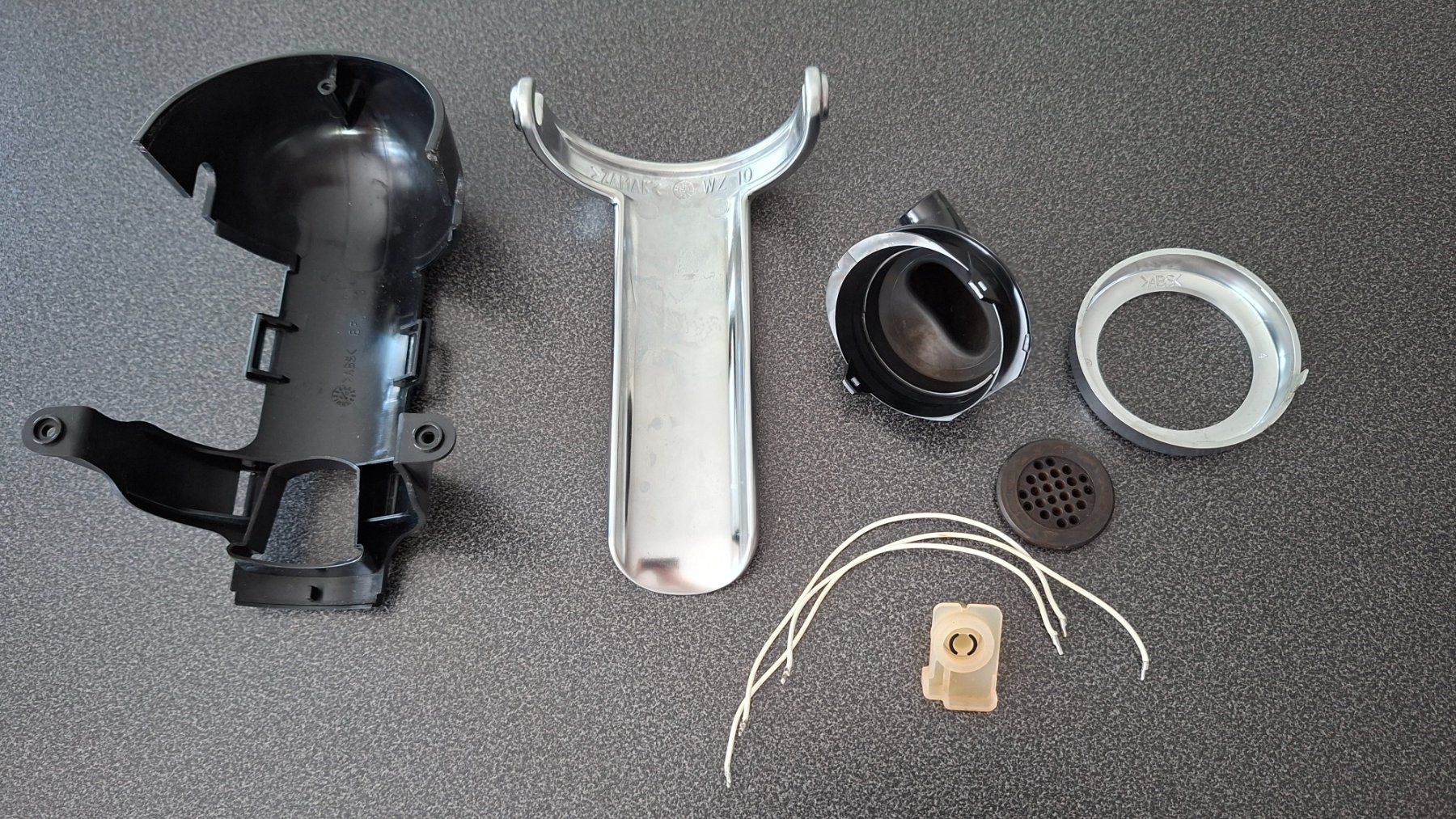 Nespresso Kaffeemaschinen & Espressomaschinen: Nespresso  Einzelteile von TX150 – Gebraucht aus Gattikon von jeansgli 1