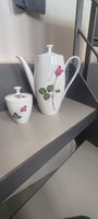 schöne Kaffekanne mit Zuckerdose