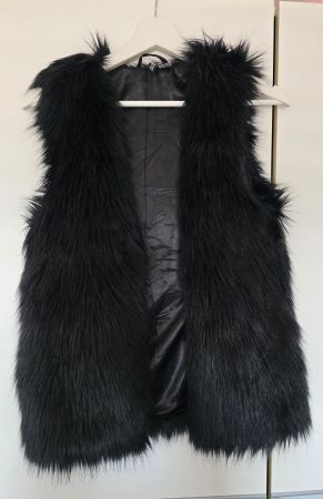 🎉 Edgy Faux Fur Weste / Gilet - 36 - Perfekt für Layering