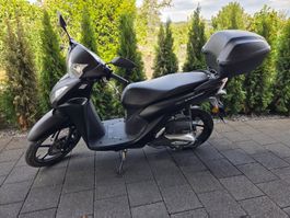 Roller Honda Vision 110 Schwarz Topcase guter Zustand