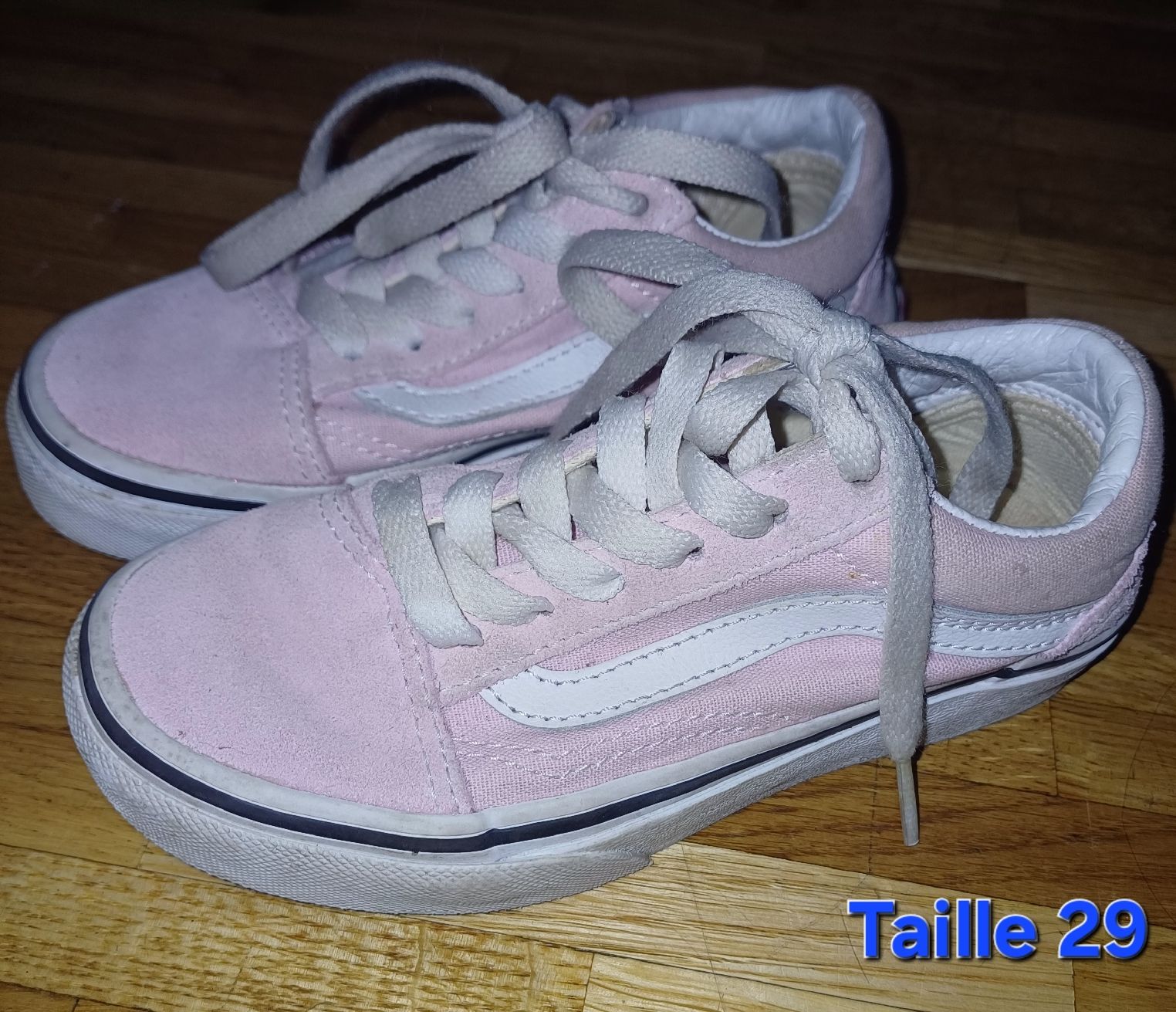 Vans Chaussures garçon: vans taille 29 rose  – D'occasion à Lausanne par RUBY.1990