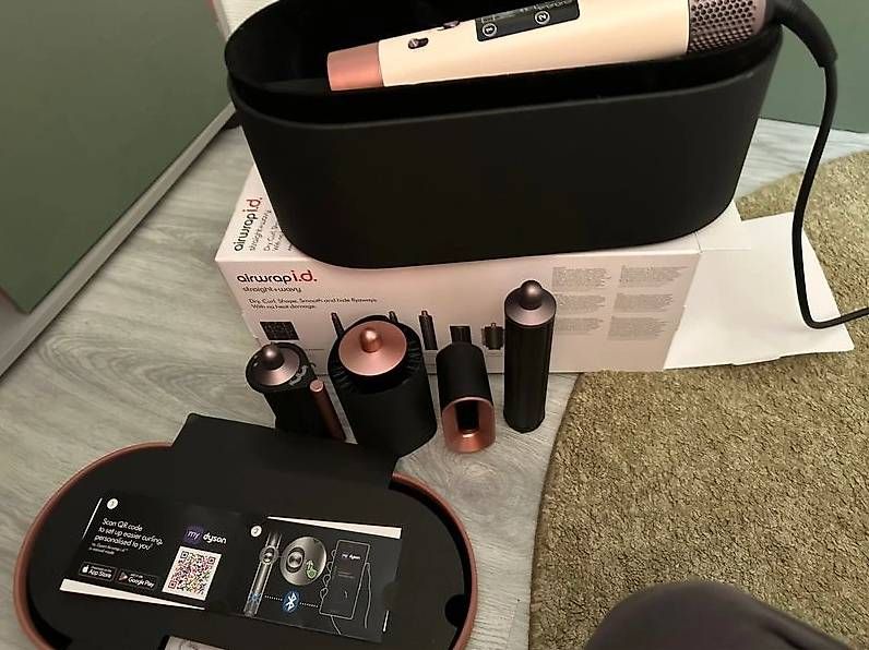 Asciugacapelli: Dyson Airwrap – Usato da Hoffeld venduto da sunshineof4