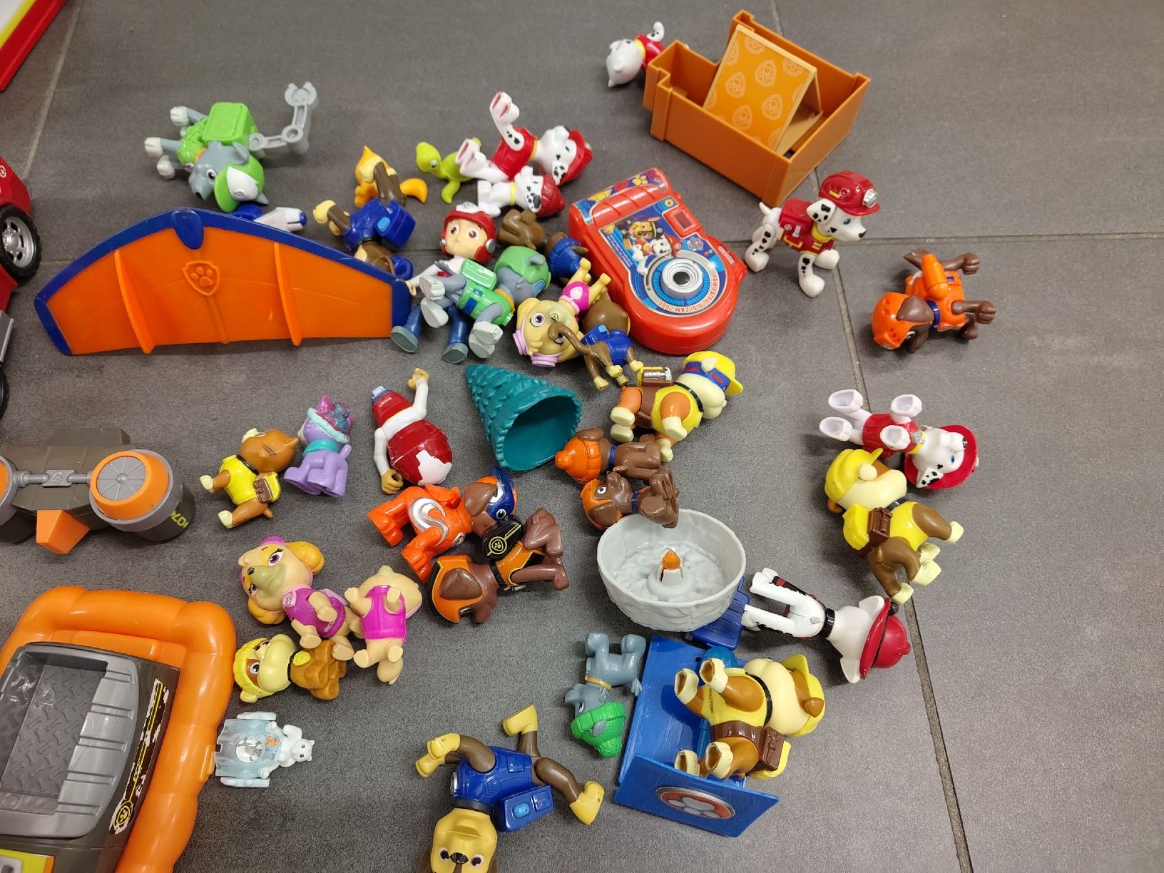 Giocattoli: Paw Patrol Spielzeug Sammlung – Usato da Meilen venduto da vespaverkaeufer74 4