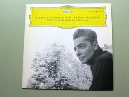 LP Tänze von Brahms und Dvorak. Berliner Philh., Karajan DGG