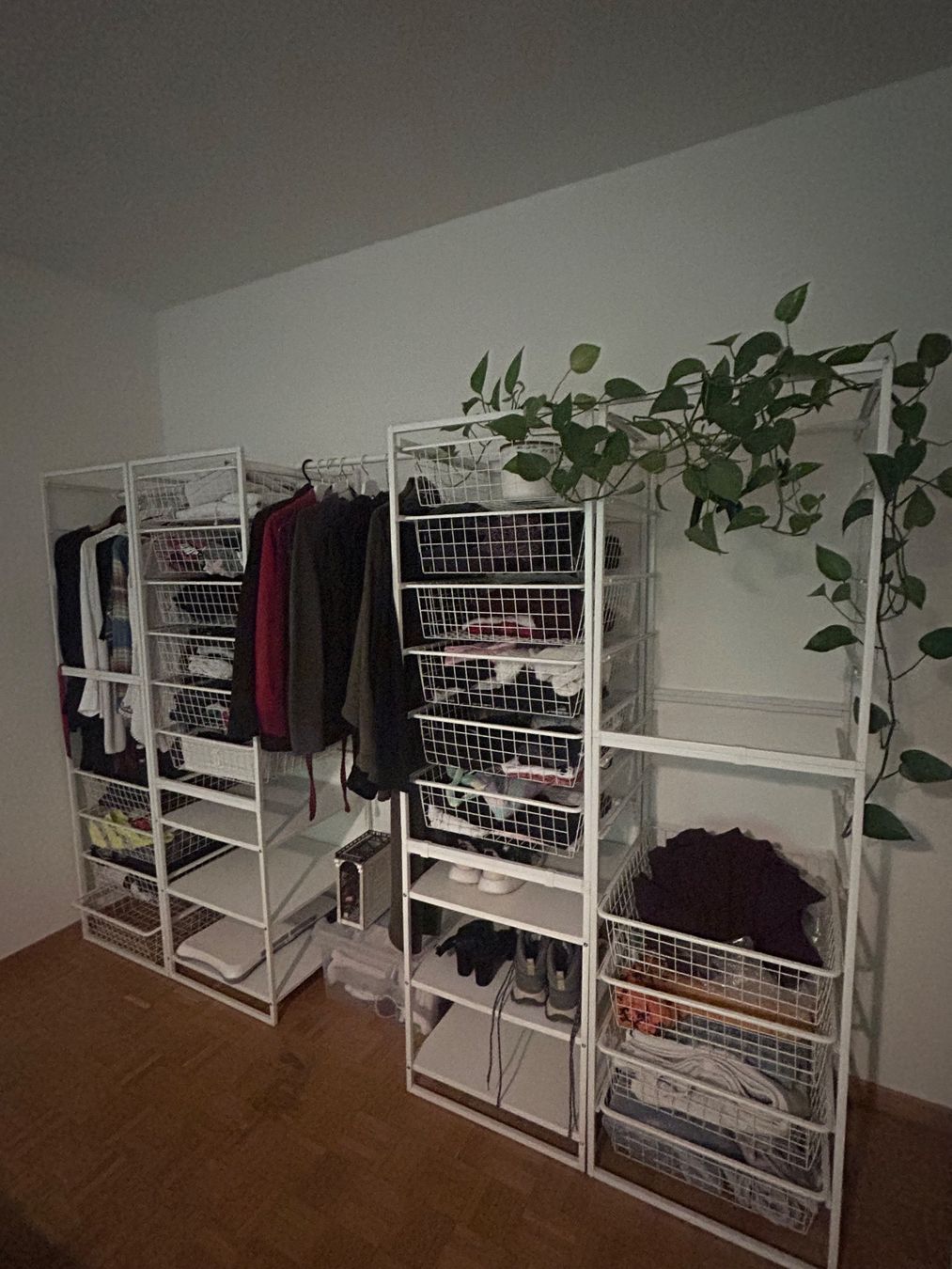 Ikea Guardaroba: IKEA JONAXEL – Usato da Zürich venduto da dar_k2px 1