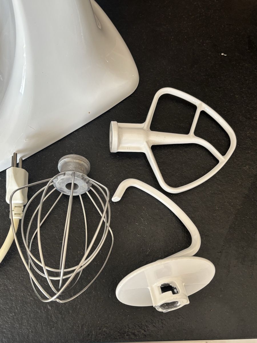 Kitchenaid Elettrodomestici da cucina: KitchenAid Classic 5K45SS + accessoires – Usato da Fribourg venduto da pythont01 3