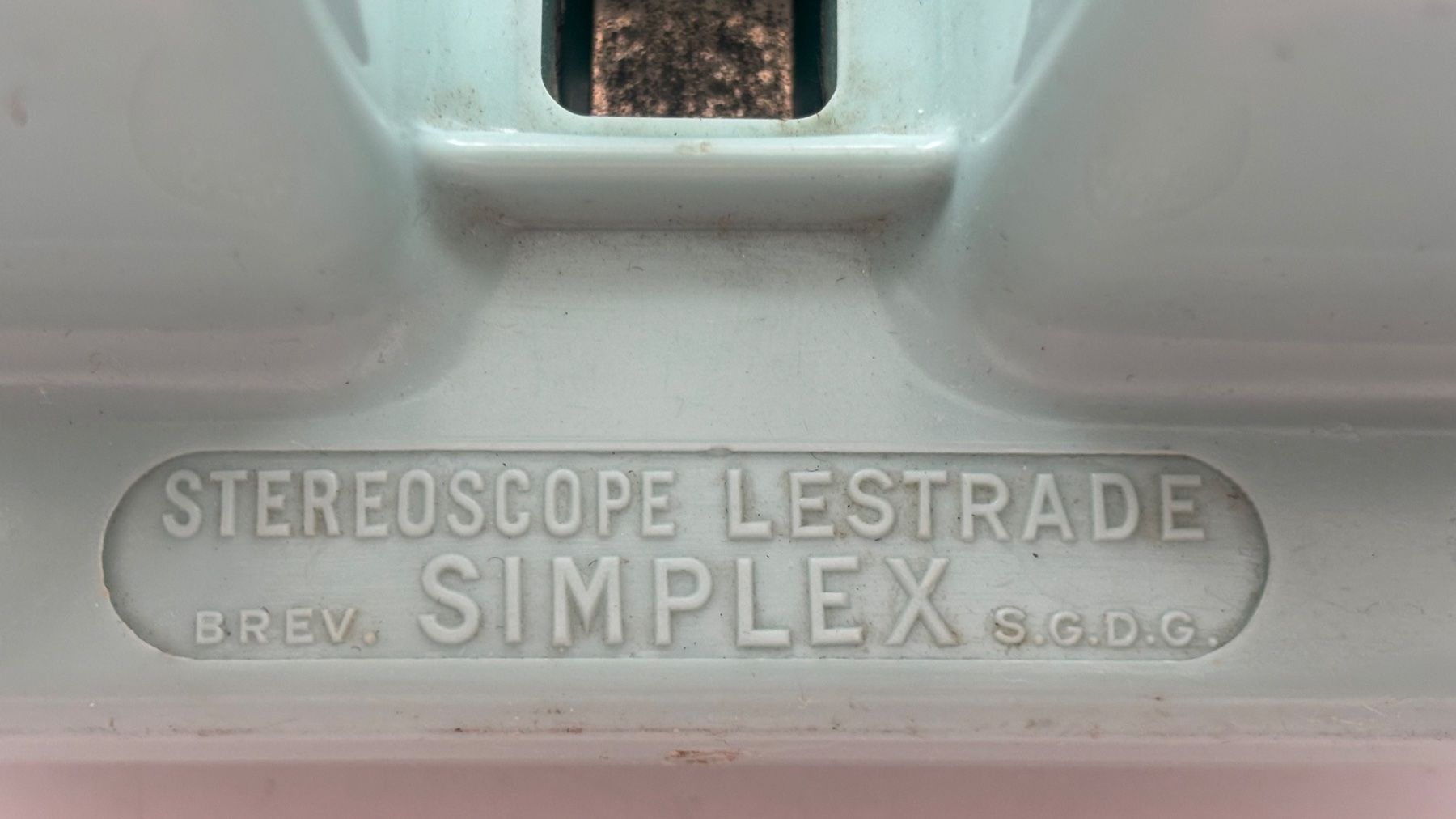 Fotocamera: Stéréoscopes Lestrade vert - avec 2 vues – Usato da Neuchâtel venduto da gefdeneuch 3