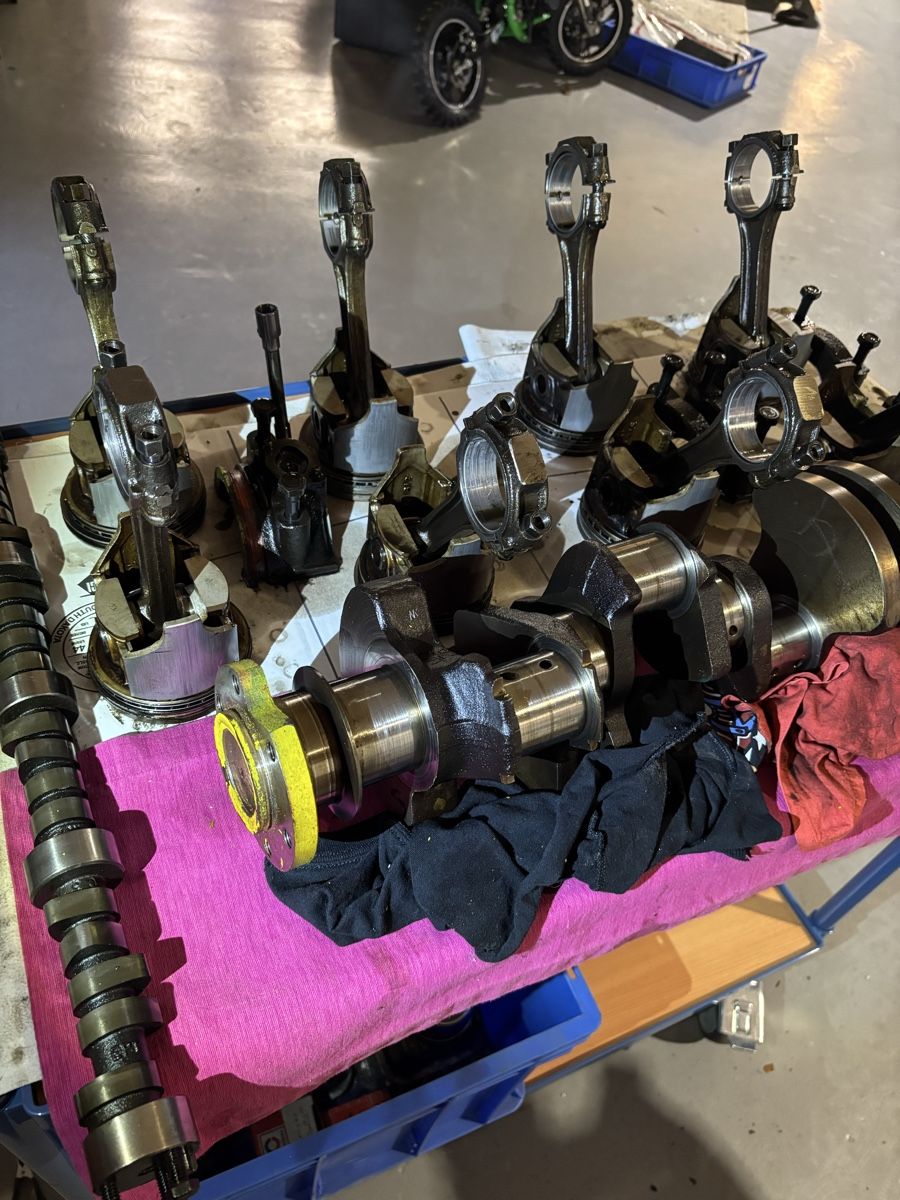 GM Motori: GM 3834810 V8 Motor – Usato da Oberwil BL venduto da nic_pz2y 5