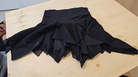 Schwarzer Rock Gr. 140, Tüllrock, perfekt für Herbst!