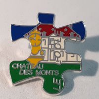 AA140 - Pin Chateau des Monts  LE  Uhr Dorf