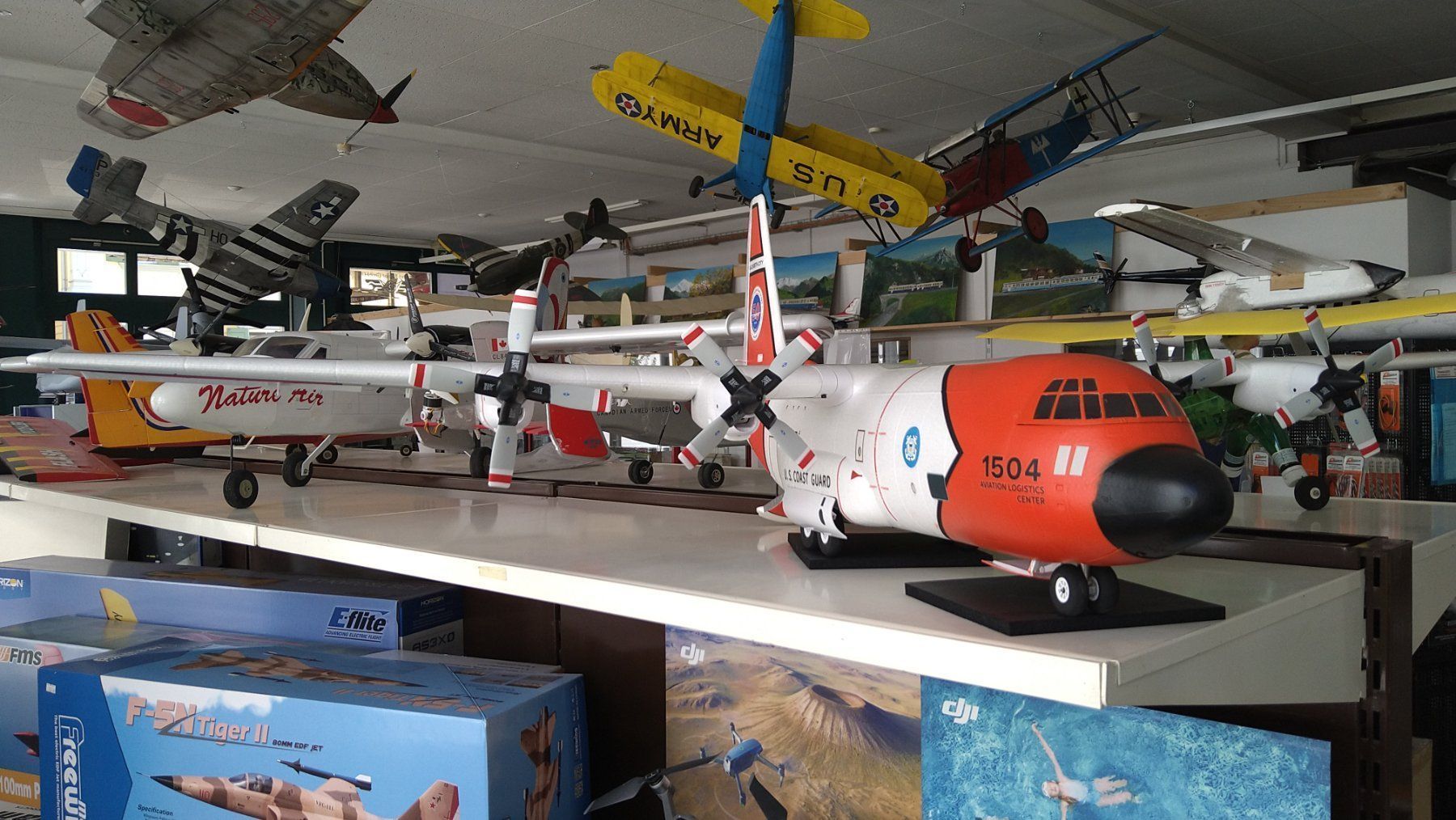 Modellismo RC: RC C-130 Coast Guard – Nuovo (secondo la descrizione) da Interlaken venduto da F.Loco