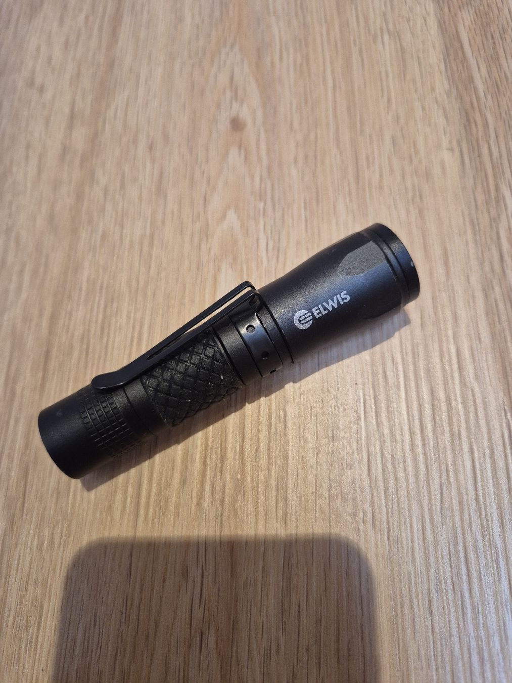 Lampade: Taschenlampe ELWIS schwarz – Usato da St. Gallen venduto da ali_tms5