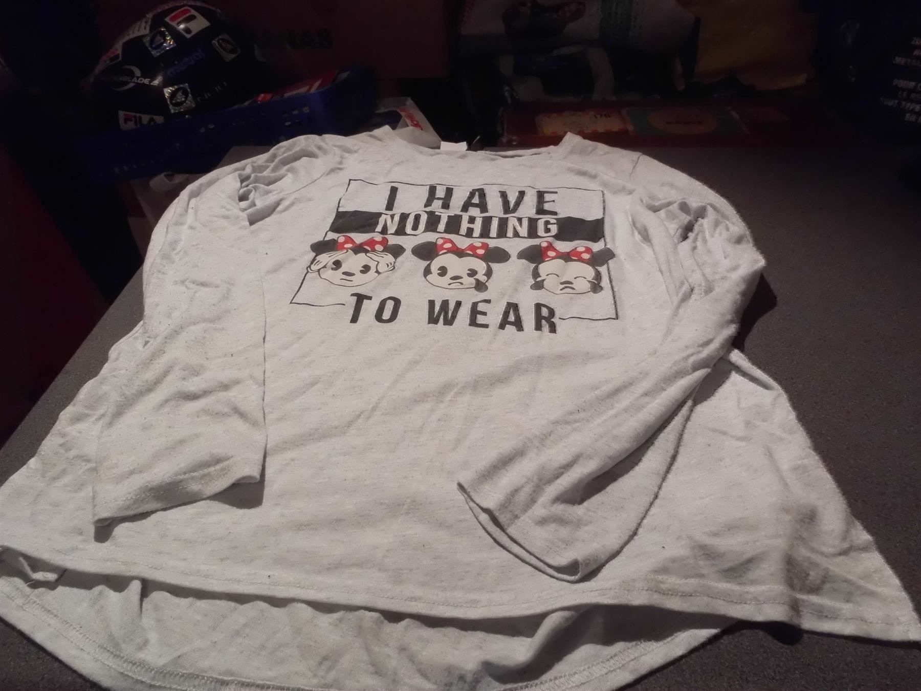 Pullover & Sweatshirts: Pullover Grösse M, FB Sister, grau/Have – Gebraucht aus Zürich von Motzkuh
