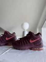 Nike Air Max Sneakers  Bordeauxrot  Grösse 38.5