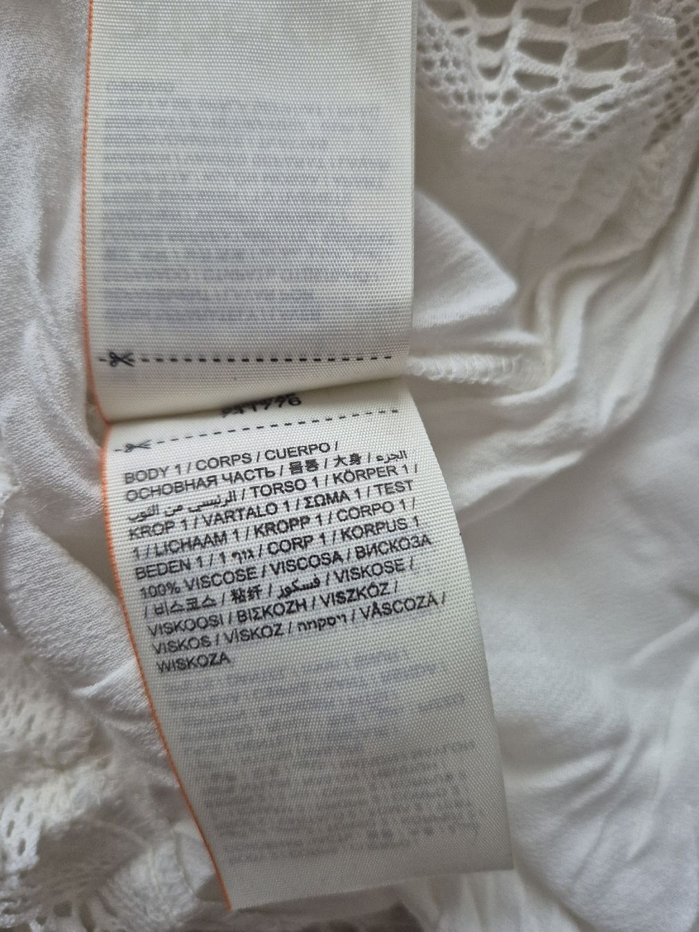Superdry Blusen: superdry frauenbluse Gr.M weiss – Gebraucht aus Ostermundigen von Louhdezd 4