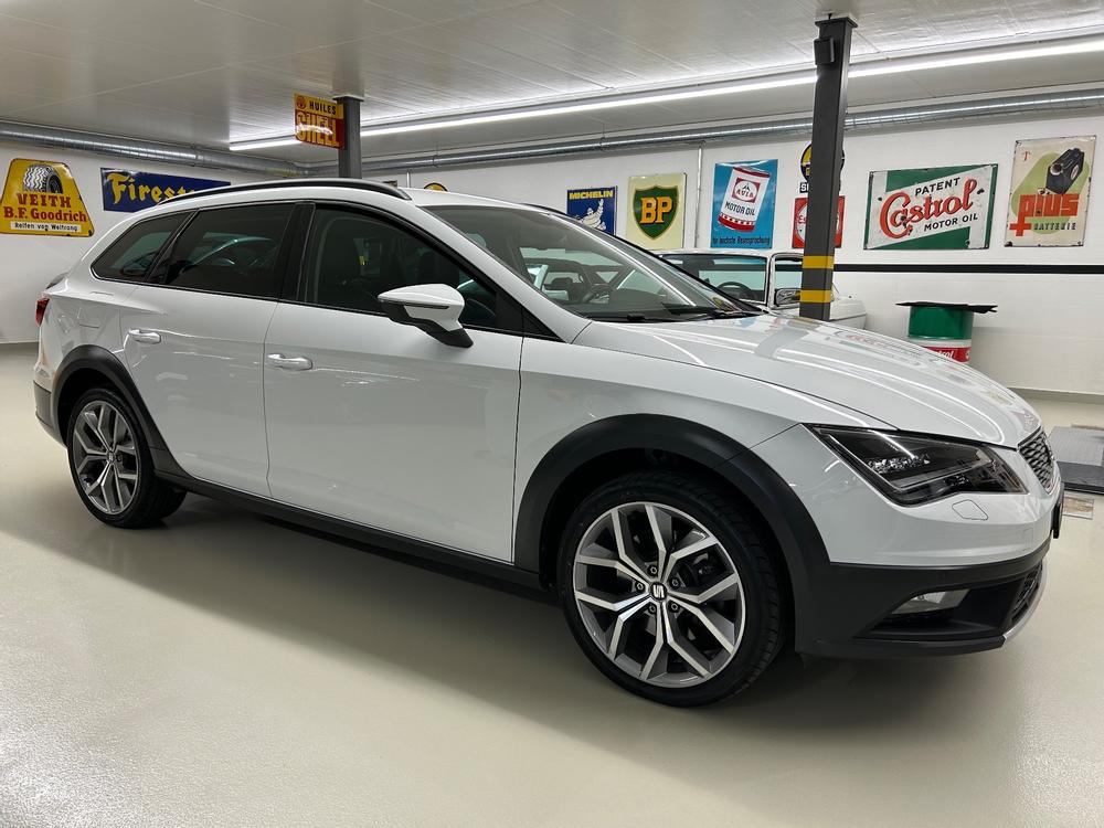 SEAT LEON 2.0 TDI X-PERIENCE DSG, LEDER, STANDHEIZUNG, NAVI