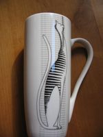 sehr coole und spezielle Tasse mit Katzen  Sujet neuwertig