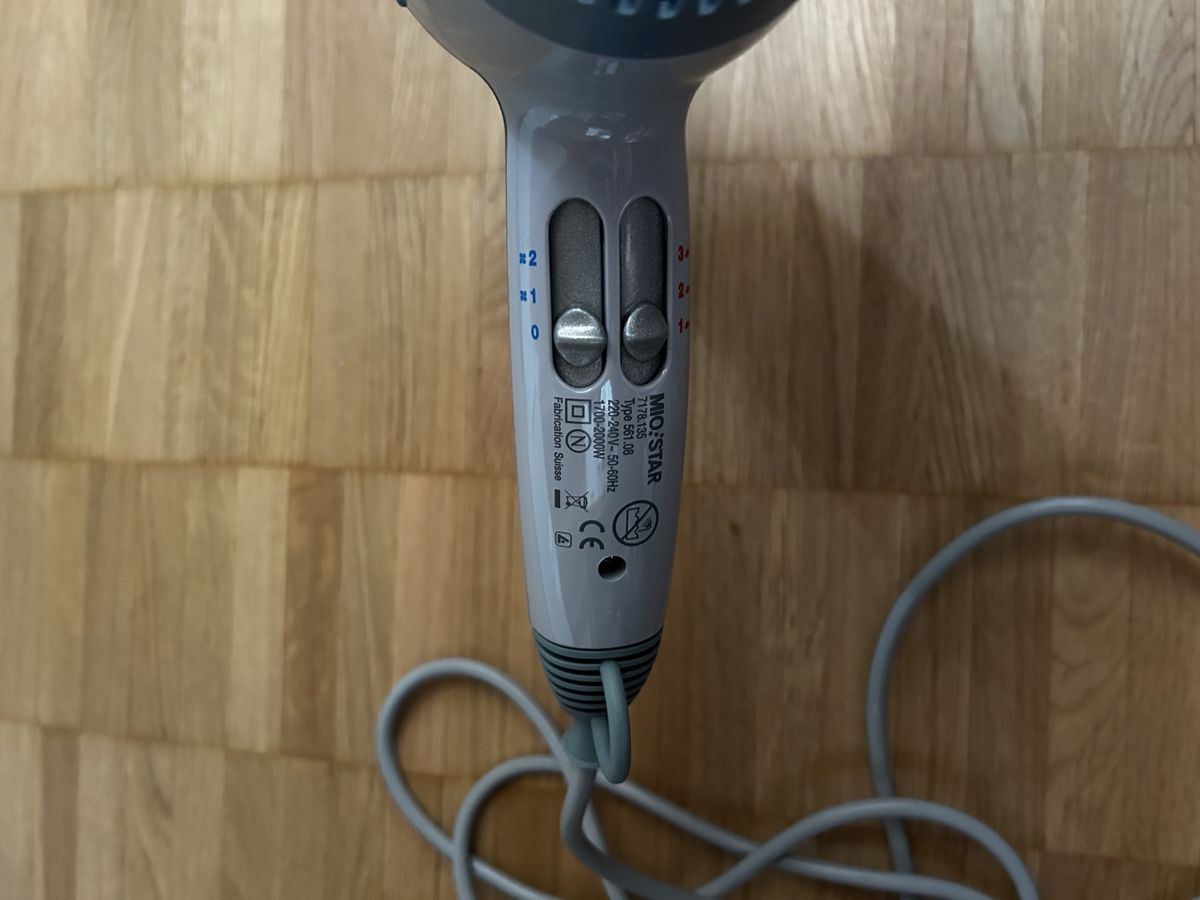Föhn: Miostar Haarföhn Elegance 2000 W – Gebraucht aus Maur von Cambrino 2