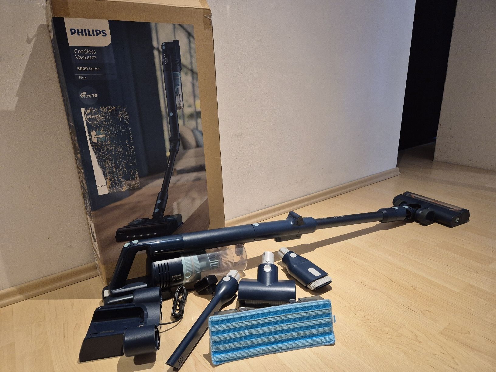 Philips Aspirateurs & Accessoires: Philips 5000 Series Flex – Neuf (Voir description) à Herisau par dixen01