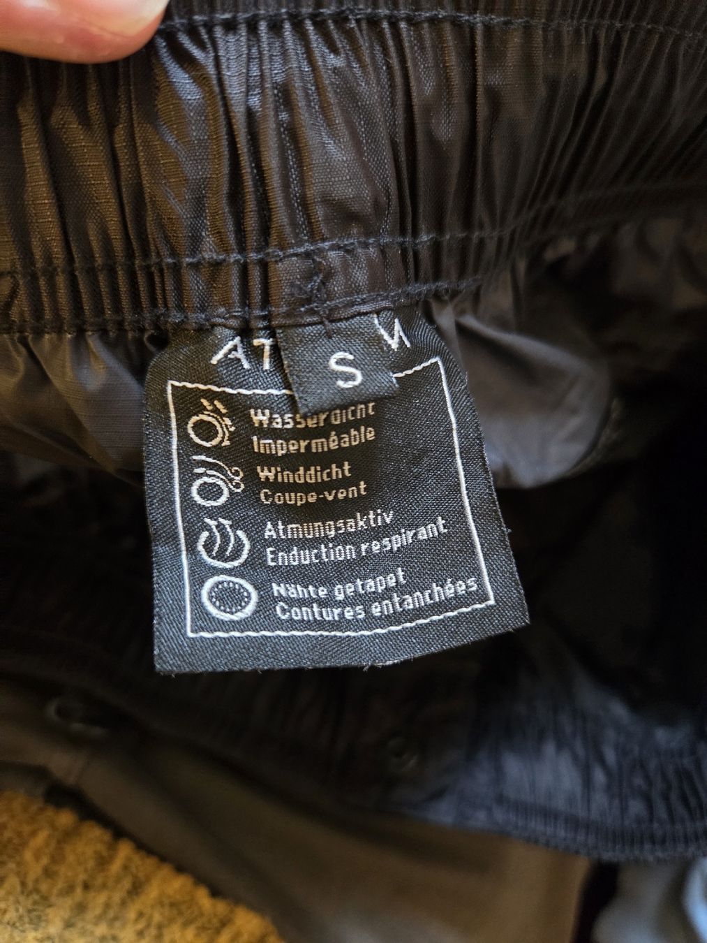 Hosen: Regenhose – Gebraucht aus Zernez von fla_jdt6 2